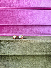 Cargar imagen en el visor de la galería, MIO STUD earrings
