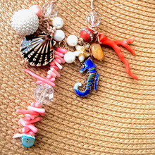 Cargar imagen en el visor de la galería, SEA LIFE necklace
