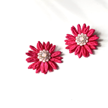 Load image into Gallery viewer, ZINNIA
