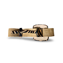 Load image into Gallery viewer, TRIGRE
