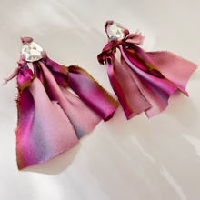 Load image into Gallery viewer, CIRUELA DE CRISTAL
